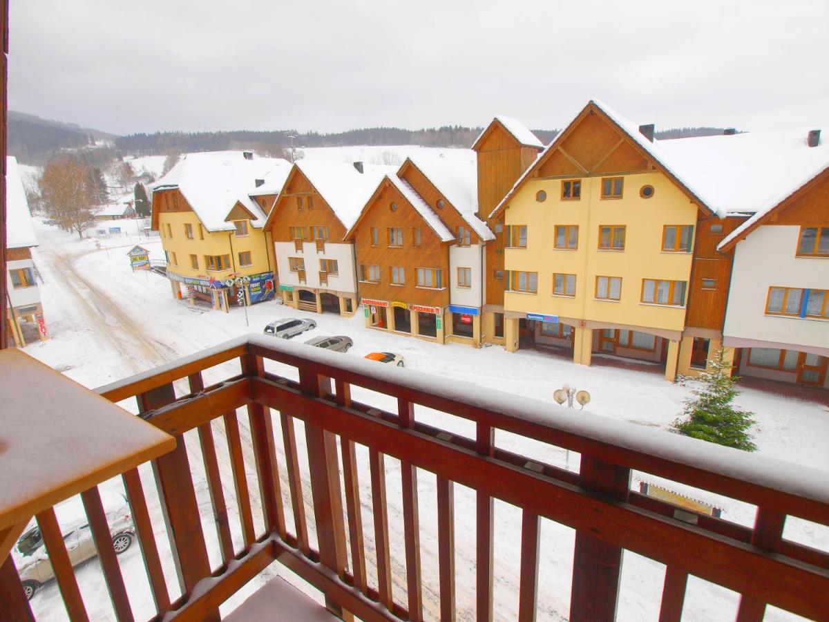 Apartman 6 U Sjezdovek Rokytnice nad Jizerou Exterior foto